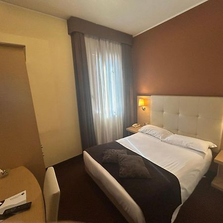 Hotel Vittoria Rubano Kültér fotó
