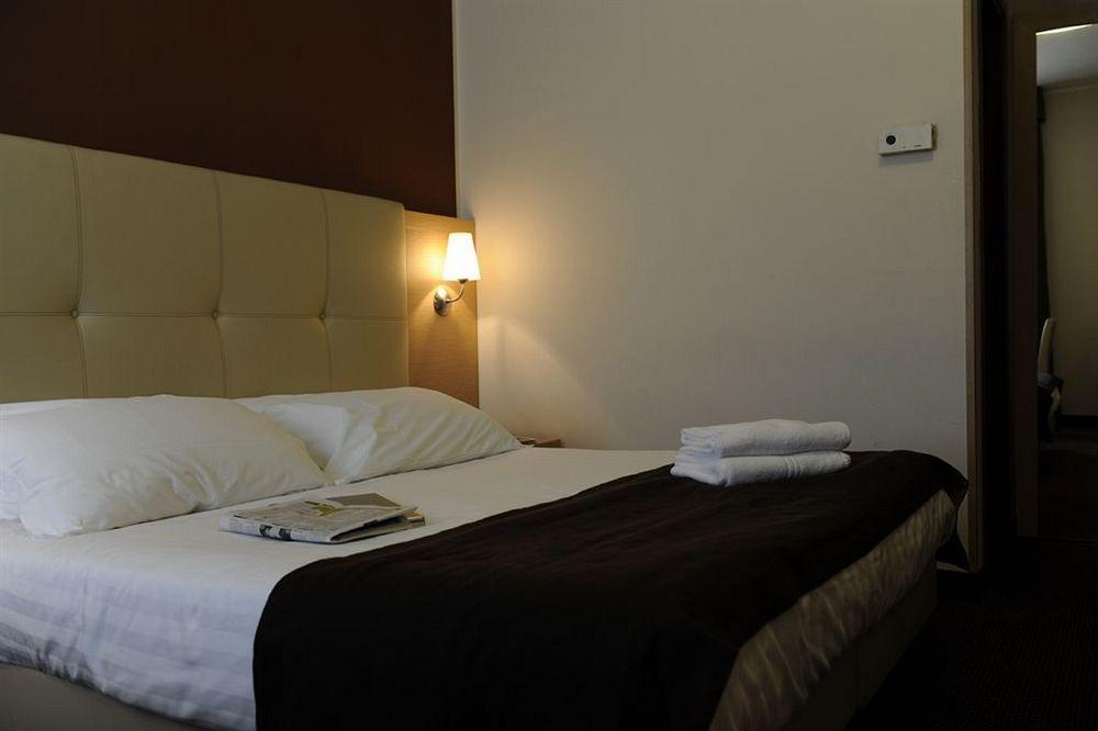 Hotel Vittoria Rubano Kültér fotó