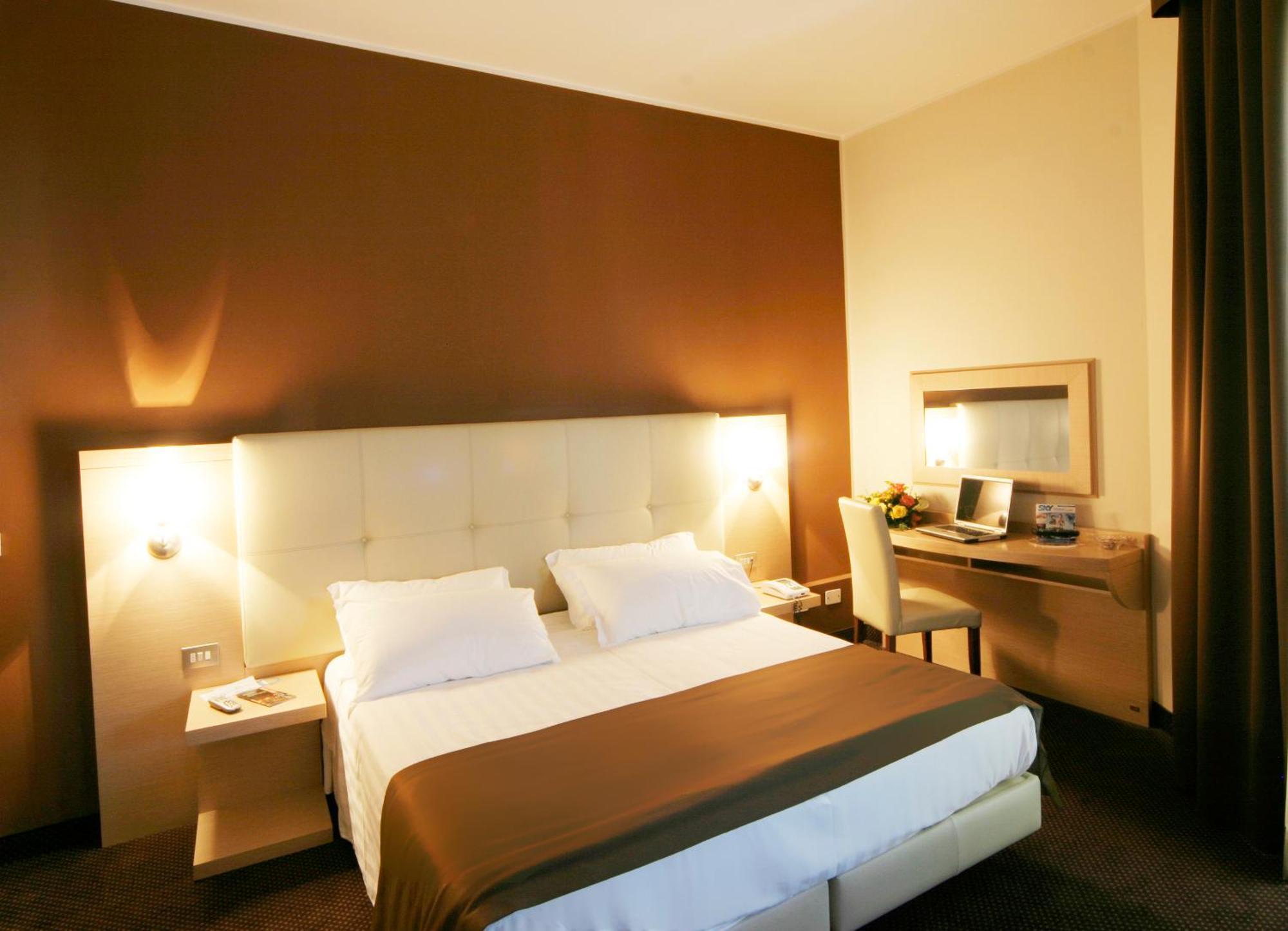 Hotel Vittoria Rubano Kültér fotó